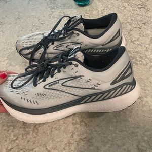 Womens Brooks Running Shoes Glycerin GTS size 9